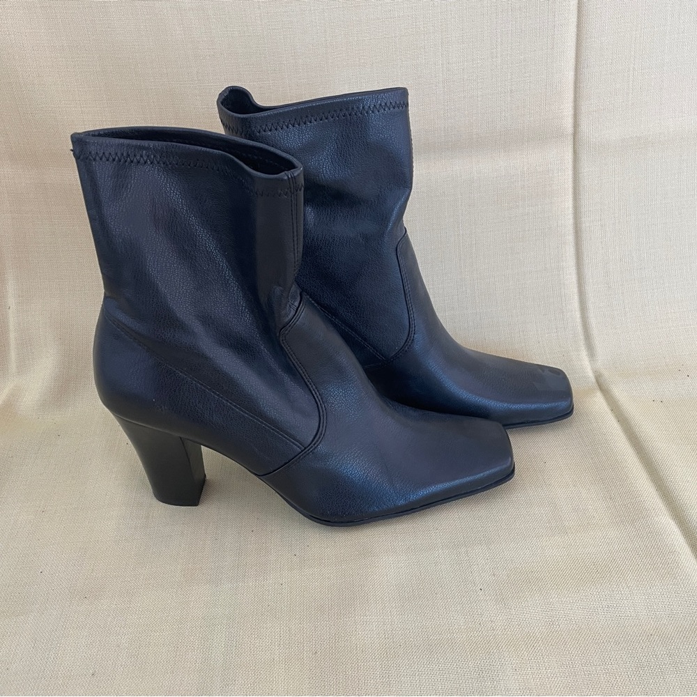 Nine West Ankle boots black (Size 7M)